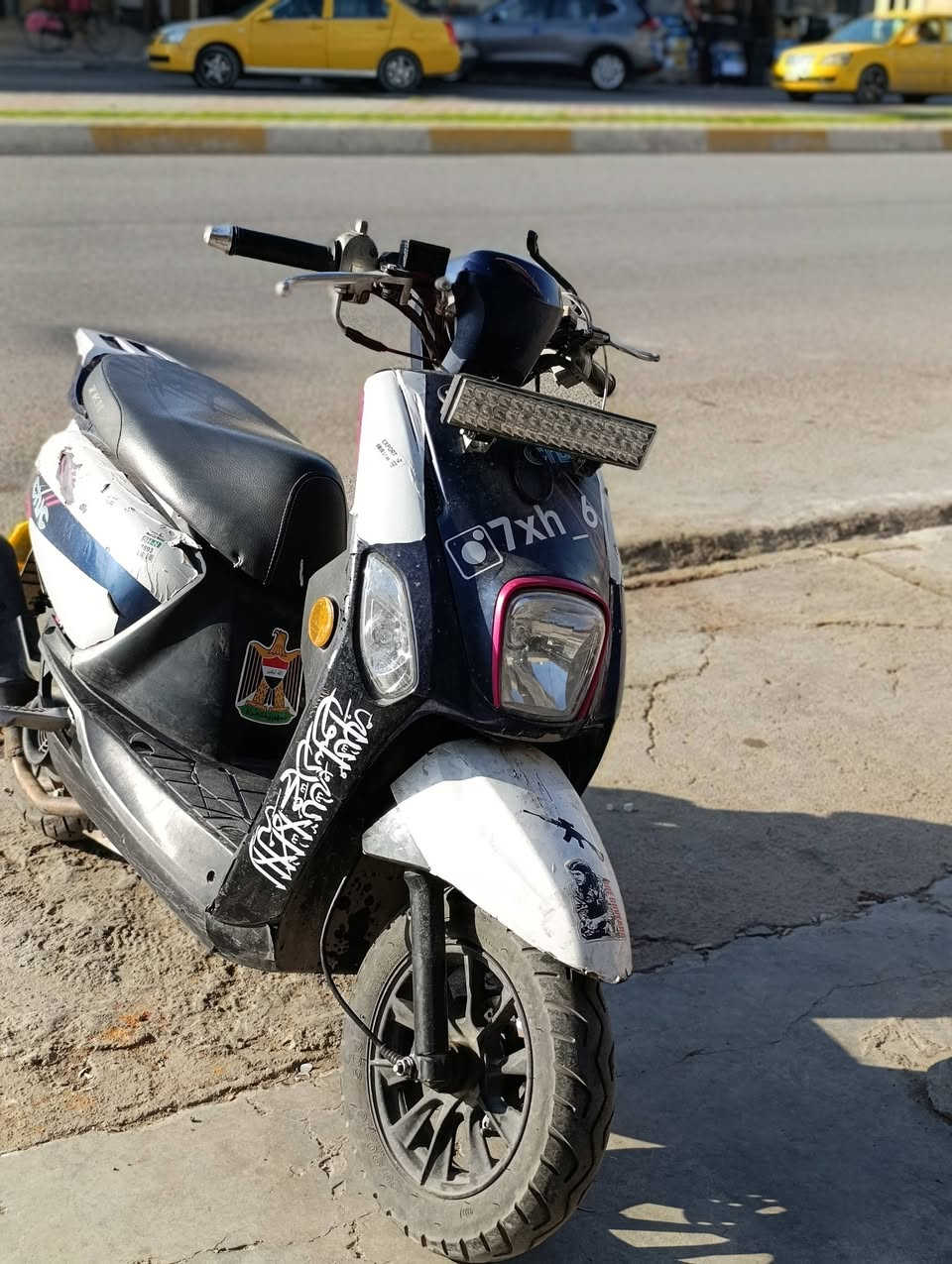 سلام عليكم
ماكس بوليسي سلف وكهربائيات كامل شغالة محرك نضيف معروض للبيع بسعر 550 ألف العنوان الشورجه قرب الملعب الأولمبي رقم *********** ((بي مجال قليل))
