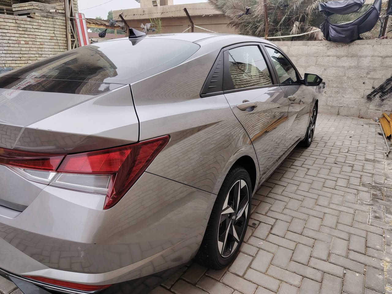 السلام عليكم النتره موديل ٢٠٢٣ وارد أمريكي رقم بغداد حادث أمريكا بارد بل جنطه وبل عراق صبغ داير جاملغ المامي وبيها بارد قليل جوه قبق البانزين السعر 155 وبيها مجال *********** مكان السياره بغداد قرب حي اور
