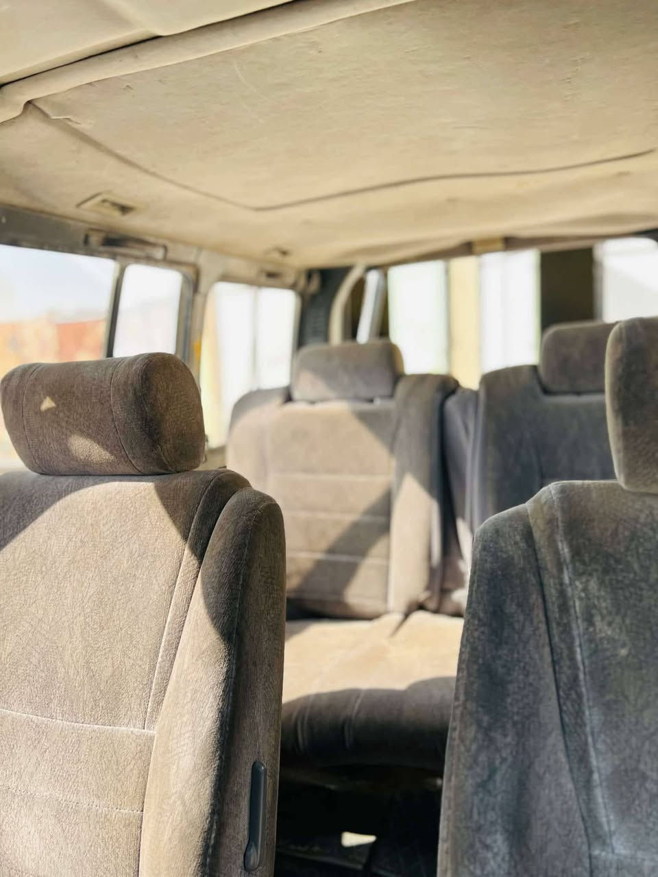 السلام عليكم للبيع باجيرو مديل 91 رقمها نجف سنويه صاقطه مالتها سياره مكفوله كير ومكينه كهربايات كلها شغاله تخم تاير تحويل مباشر سعرها 55 وبيه مجال شراي يتصل *********** عنواني محافظة واسط رجان الموشراي لايتعبني فدوه
