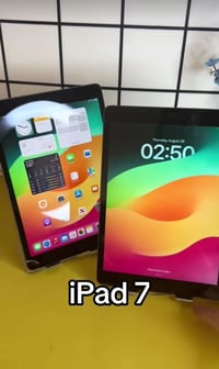 ايباد7 كامل ملحقات مع كارتونه 60 فريم ببجي بس الايسي مكسور ب15 0788336...