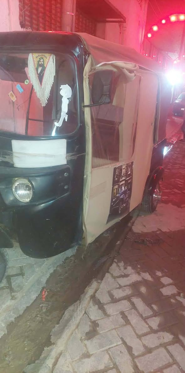 تكتك للبيع موديل ١٧السعر ٣و٢٠٠مدينة الصدر رقم هاتف،***********اوراق كامله
