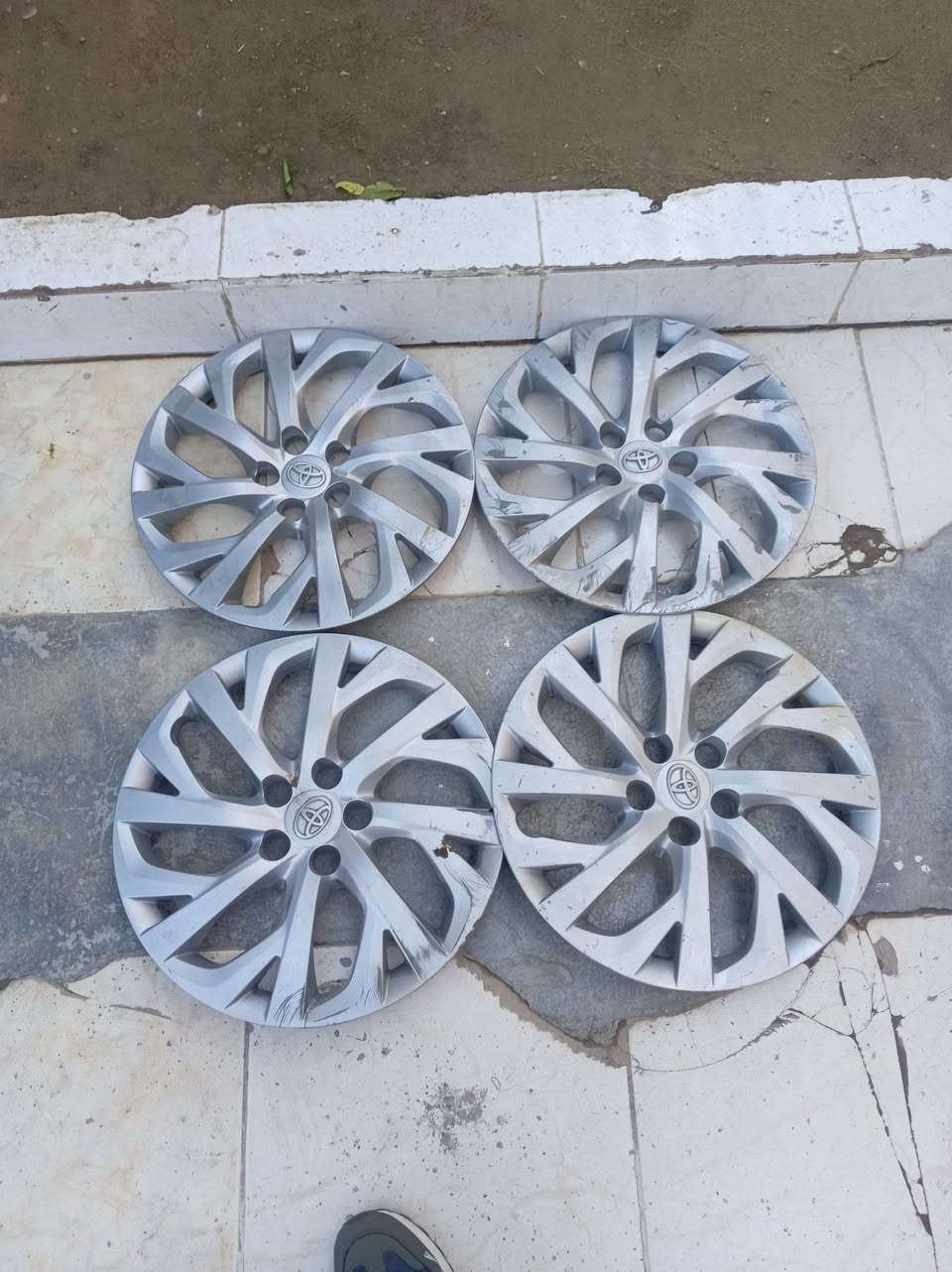 غراض كورلا 2017 الي يريد يخابر ***********
