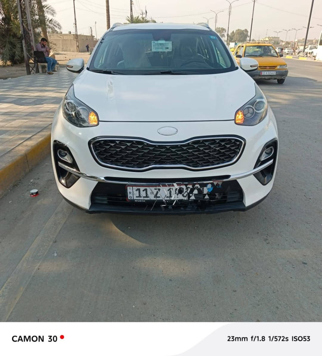 السلام عليكم
كيا سبورتج  للبيع موديل 2021 وارد امريكي (EX)فول مواصفات ماعدا   فتحة السقف محرك 2400 ماشية 28 مال جني السيارة بااسمي حادثهه مياه امطار فقط 
 للتواصل واتساب ***********
