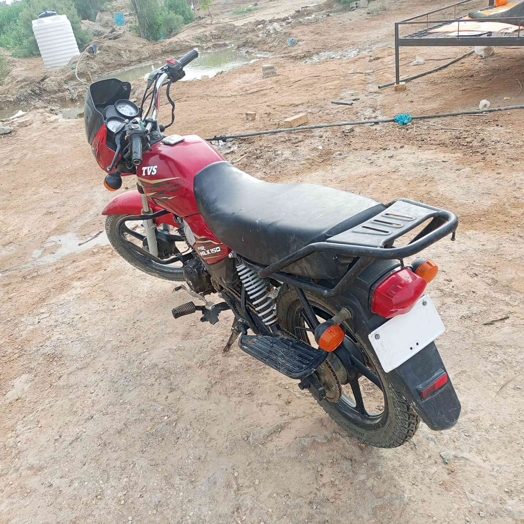سلام عليكم دراجه بوكسر هندي موديل 21سعر750وبيه مجال مكاني بابل الحمزه الغربي الخميسيه رقم ***********وراق صولي
