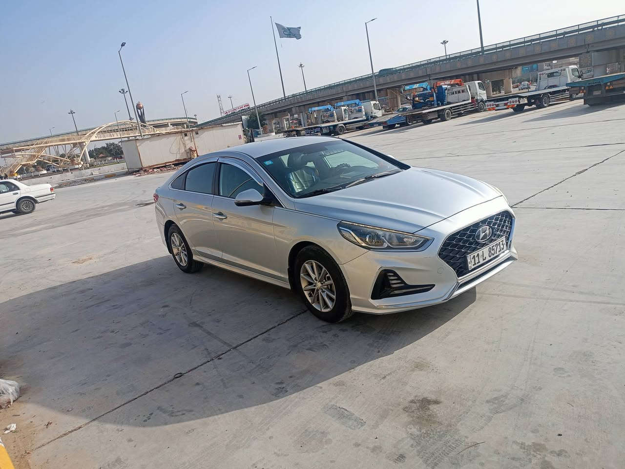 سوناتا 20 غاز بلادي رقم بغداد بأسمي بيه قطعه وحده من كوريا رش فقط بيع او مراوس مديل احدث لون أبيض السعر 150 وبيه مجال ***********
