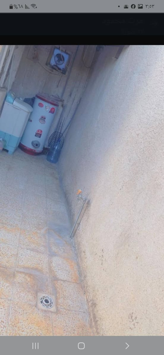 سلام عليكم عندي بيت للبيع مساحه 140 سند زراعي  قاطين مسلح غرف نوم عدد 2 استقبال ومطبخ امامي وحولي وصحيات داخل وخارج وكراج يدخل سياره مكانه كميره قرب الجزيرة السياحيه شارع ايوب ابو الجمله سعره 115 وبي مجال بسيط للاستفسار ابو كنان  رقم واتساب  ***********
