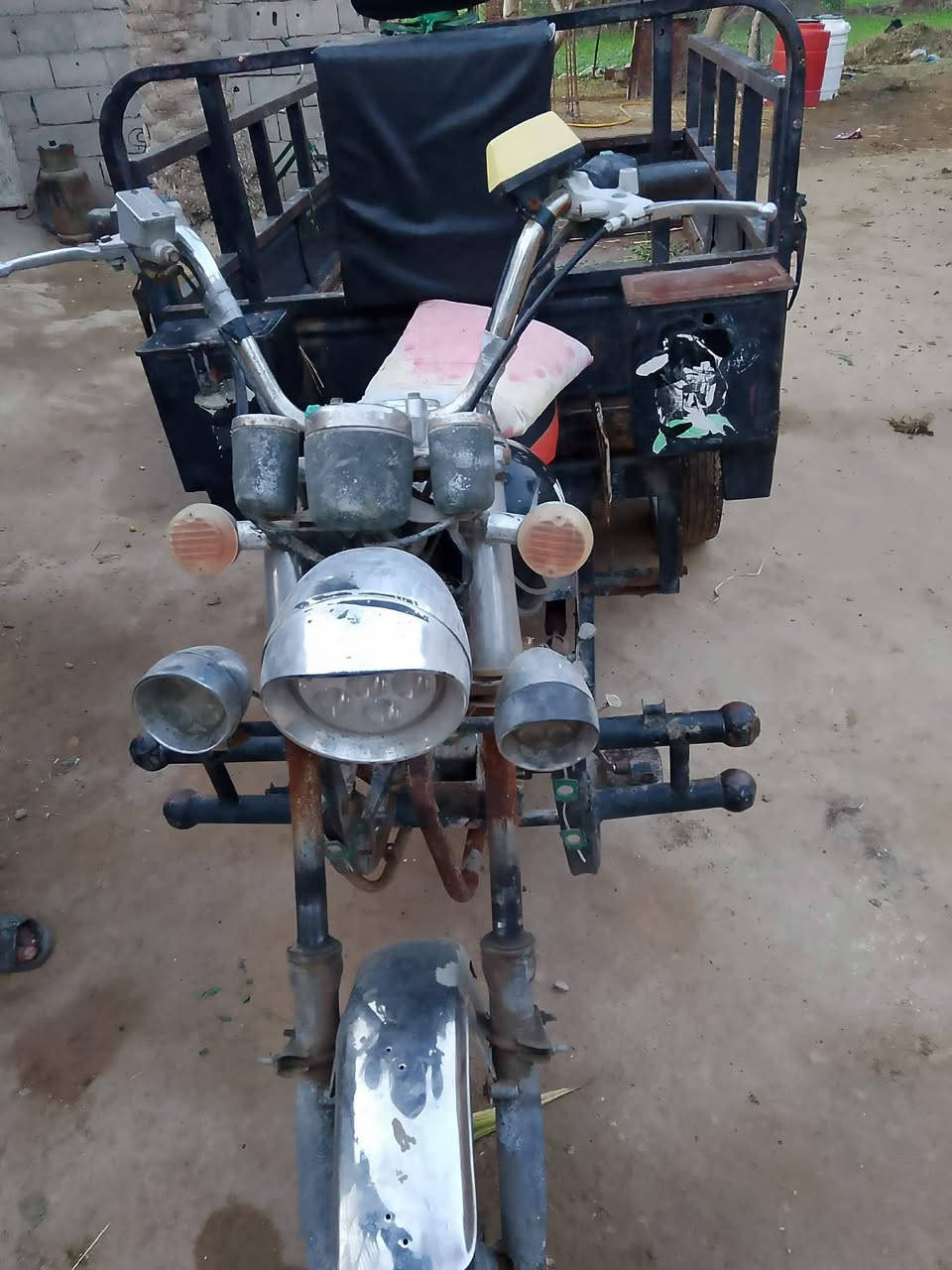 سلام عليكم عمي ستوته للبيع مديل 2015 اوراق اصولي بسمي ستوته مكفوله وحلوه مكينه بيهة بخار قليل  نكره سلف لايتات كلهة شغال  اكسن 2007 بلاد   لسعد 1500وبيهة وجال 
مكان نجف مشخاب طبر ال براهيم 
*********** هاذة رقمي وبيك خير وتلل
