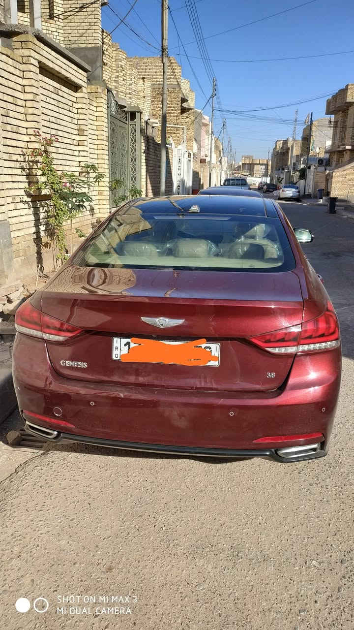 سلام عليكم جينسسز موديل 15 فول مواصفات ماعدى الماوس رقم انكليزي بااسمي السياره كير و محرك وحدادية كلة مكفول تخم تاير السياره بدون ايرباك بجم كبس فقط سرقة 3 قطع فقط سرقة دواخل جديده تواصل على الرقم ***********
