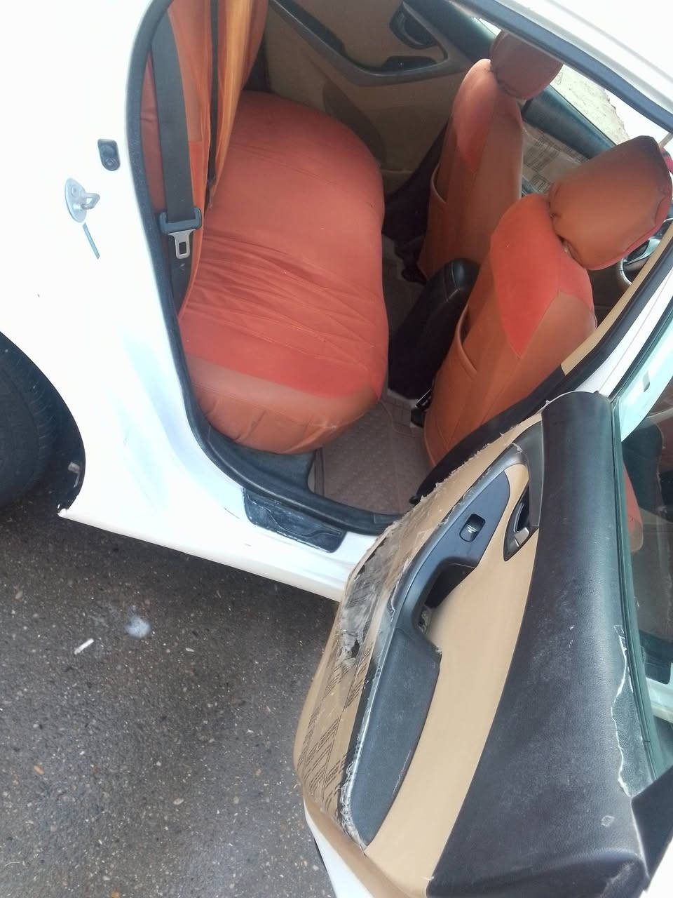 سلام عليكم مراوس وتطيني فرق 
سيارة النترا 13  سيارة مصبوغة حزام و سونار موجود محرك 1800 رقم السيارة ديالى مكان بغداد العبيدي تريد تفاصيل اكثر اتصل علة الرقم *********** سعر 90💸💸بيهة مجال
