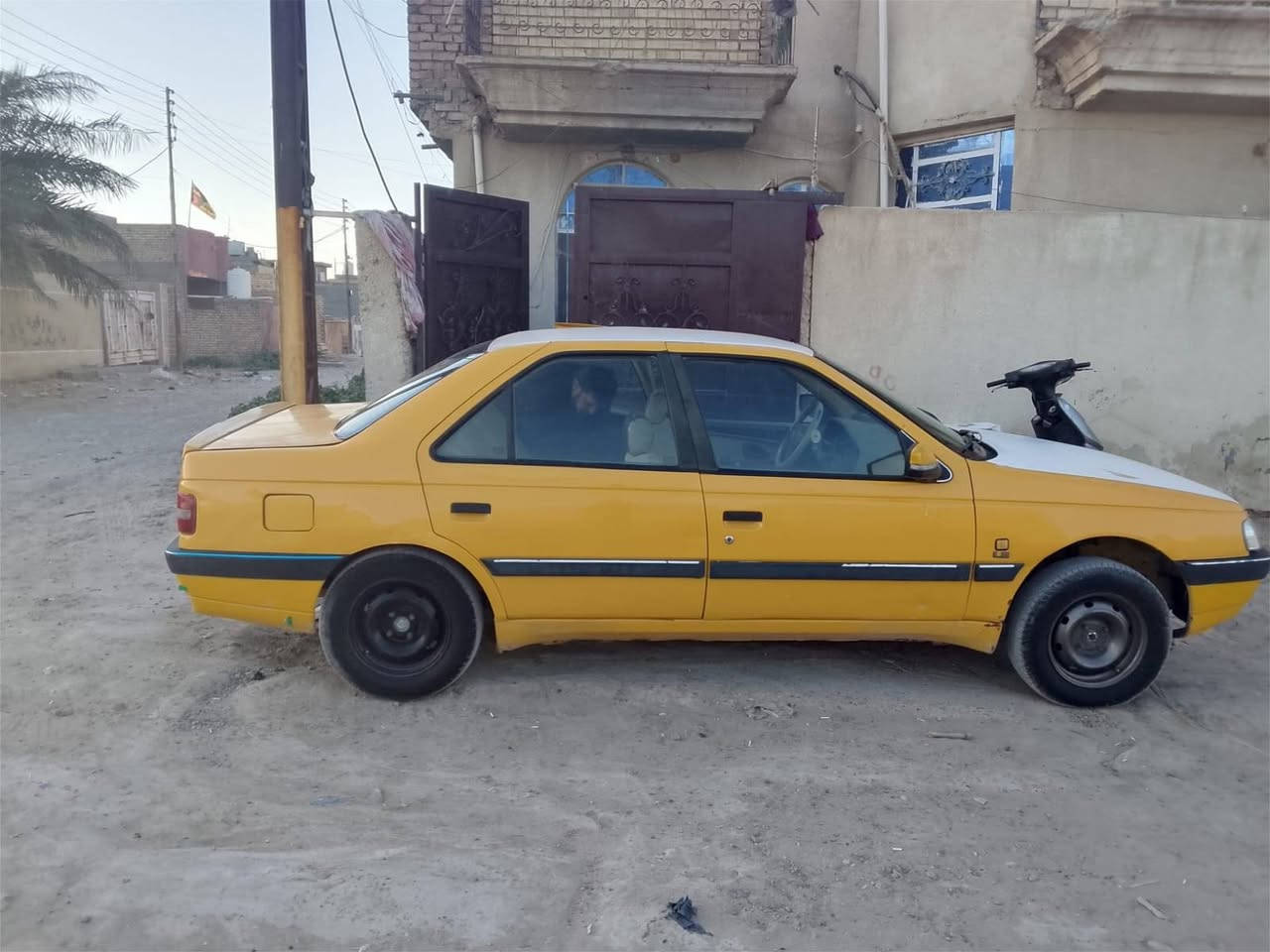 ((( مكلـــف بالنشـــر )))
بيجو بارص( اكد) موديل 2016 جاهزه ما بيه نقص
كير محرك تبريد صدر امامي وخلفي والكهربائيات 
جاهزة بأسمي رقم بغداد الماني هيأة وغرامات مصفرة
بغداد سبع البور السعر 40$ وبيه مجال 
تفاصيل اكثر اتصل ***********
***********
