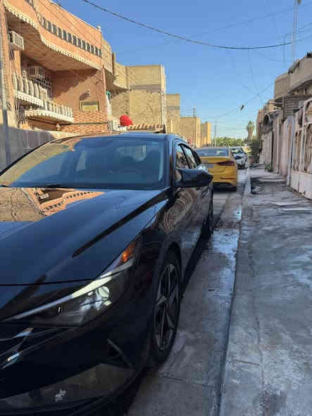 بسم الله الرحمن الرحيم
النترا 2022 وارد امريكي 
محرك 2000 دوش المرغوب
ماشية 29الف ميل
فول موصفات للاخير limted
 رقم بغداد معوقين باسمي اني المستورد واني الجاني السيارة على ايدي وجاهز لاي وكالة
سيارة على وضع الشركة كاملة من كلشي
تخم تاير ابو الحاسبة جديد والباقي كلة جديد
بيهة بارد فقط موضح بلصورة الباقي على وضع امريكا مكاني بغداد الشعب
***********
160 ورقة وبيهة مجال بغداد
