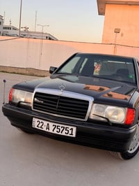 مرسيدس 190 • ١٩٩١ • ٢٤٠٠