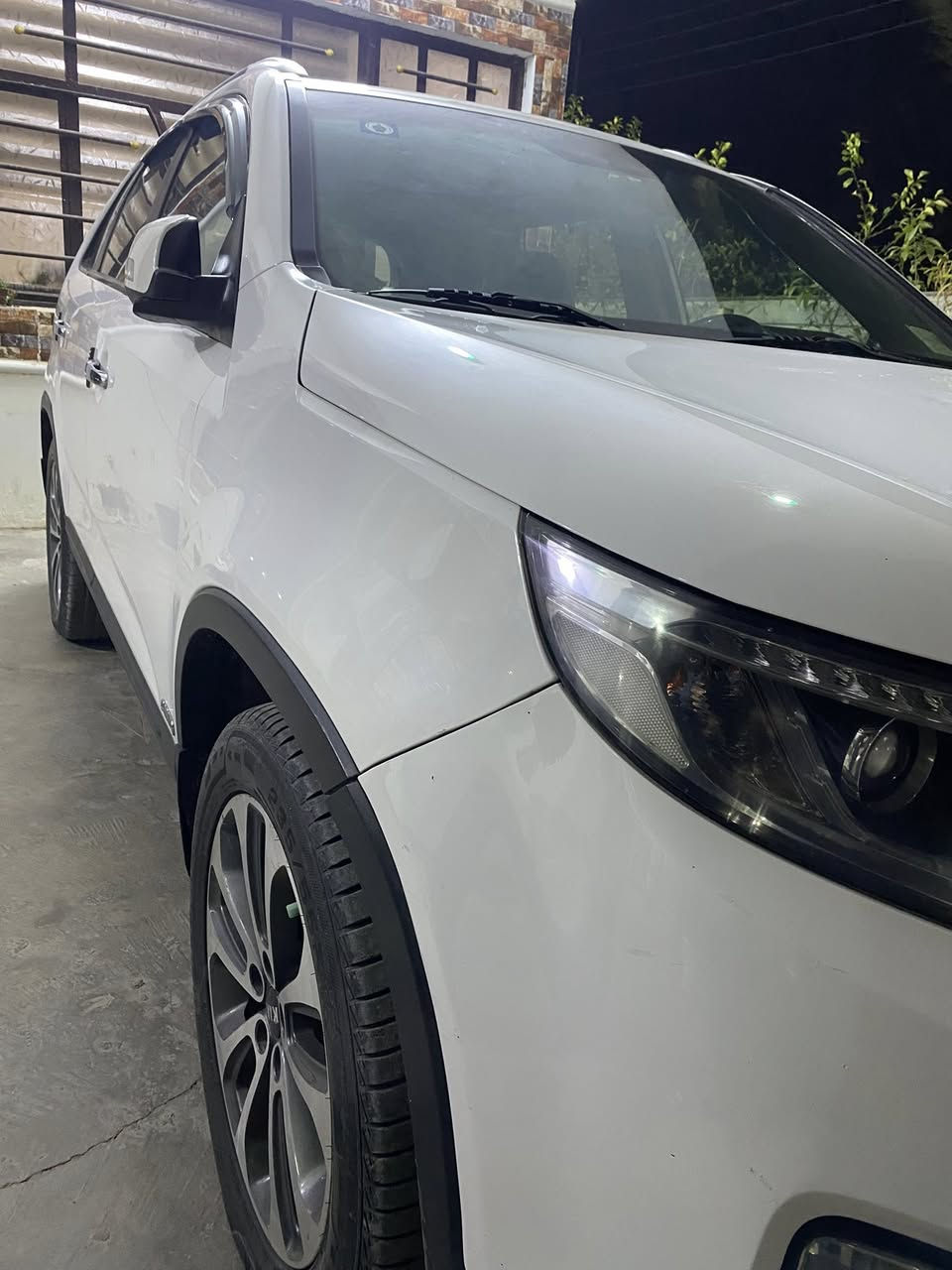 ﷽
سورنتو 2013 بيع مستعجل

160 وبي مجال

خليجي 6 سلندر / بغداد بـ إسمي

مواصفات عادية:

7 راكب

تبريد 3 قطع

حساسات امامي وخلفي

كاميرا

تحكم ستيرن 4 اتجاهات

بلوتوث

مايك

نظام ايكو اقتصادي

سايد بريك رجل

مري شفط

اشارة بالمراية

لد امامي 

كشاف اشارة

كير ومحرك جيد جداً

الضرر باب خلف الصدر رش (بدون داخل)

محرك مفتوح كازگيت ( ليس رواجز)

مكان بغداد / ابي غريب
***********
