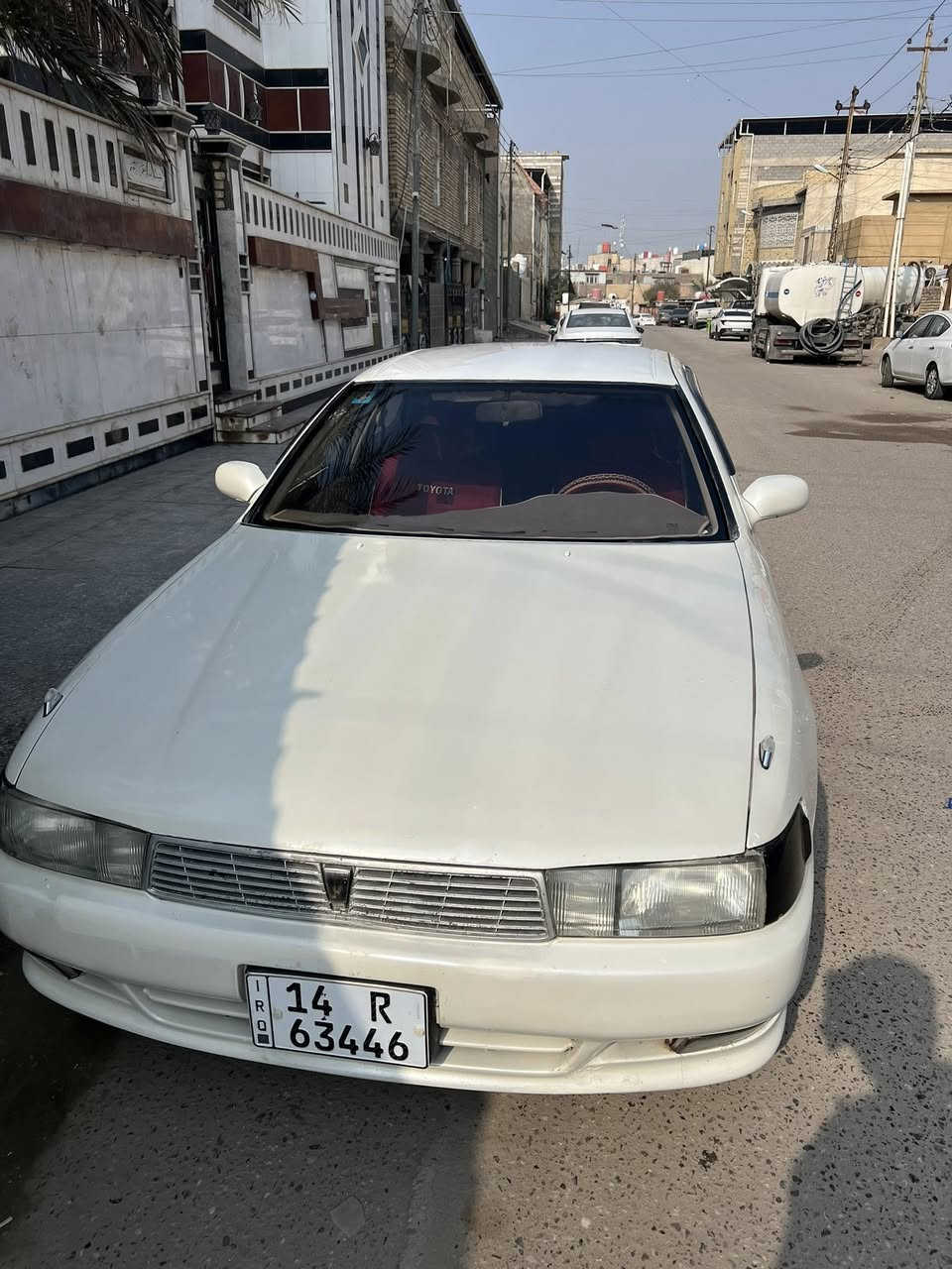 السلام عليكم للبيع سياره كرسته لون ابيض صدفي تحويل ثاني يوم رقم انكليزي مكفوله من الضربه القويه سياره مصبوغه عام للجماليه كير مكينه دواخل كلهن جدد  السعر 
62 وبيه مجال مكاني البصره الموفقيه الاملاك ***********
