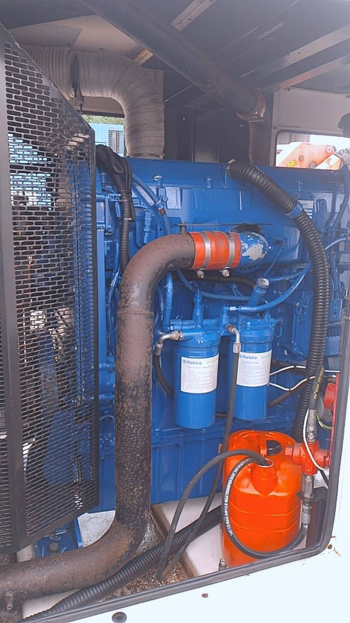 بيركنز حجم 2500
‏FG وارد بيرطاني 
500kV
ساعات العمل  389 ساعة 
المولد شرط الفحص والحمل 
يوجد كافة انواع واحجام المولدات 
يوجد توصيل كافة المحافظات 
العنوان اربيل 
***********
***********
