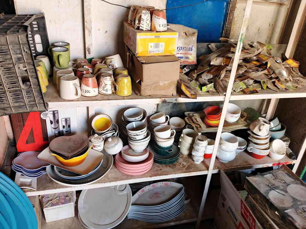 السلام عليكم اغراض محل منزليه جوه السوق 
 او ***********
