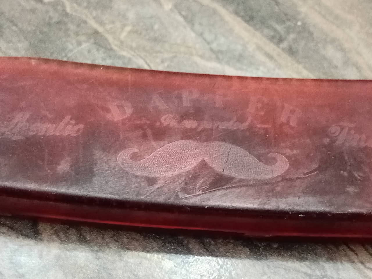 مشط عدد ٣ صناعه قديمه من ماركه KENT
٠٧٩٥٢٦٩٧٤٠


**إذا كنت صاحب هذا الإعلان وتريد حذفه لأي سبب، رجاءا أرسل رسالة إلى الدعم الفني**