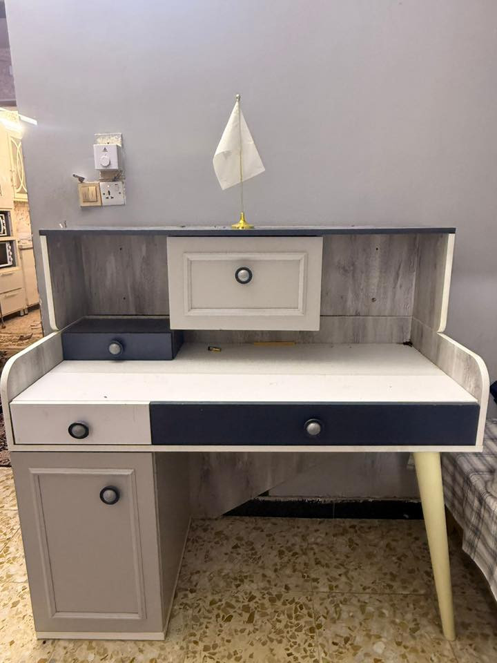 غرفه شبابيه للبيع للاستفسار*********** الاتصال ع واتساب
