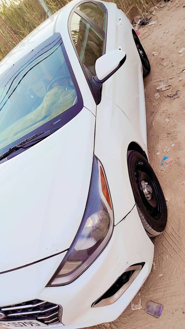 اكسنت موديل 2022 وارد امريكي السياره قطعتين جاملغ امامي كلير بنيد مبدل فقط الباقي كفاله السعر125$
***********
