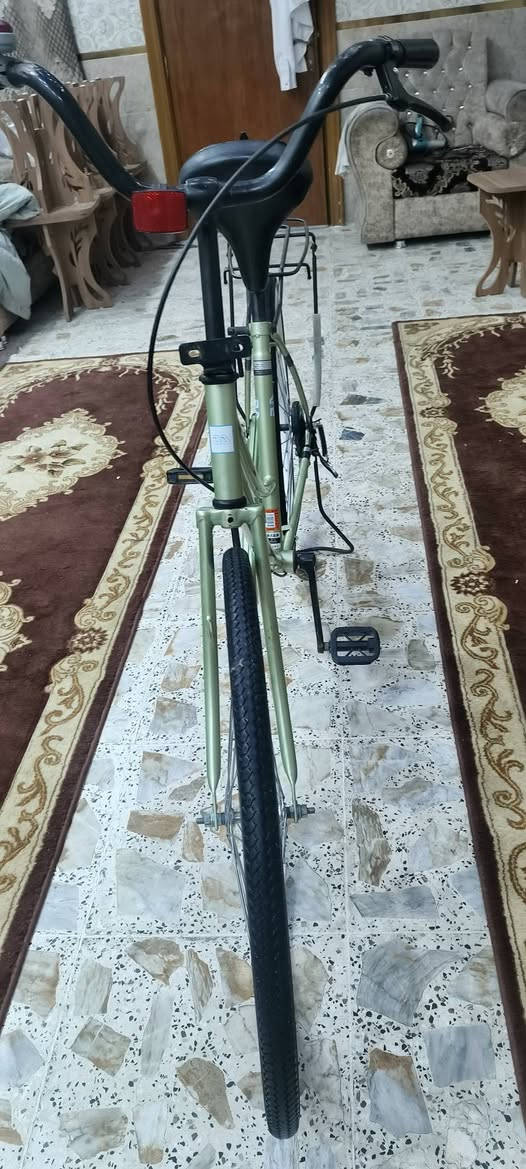 سلام عليكم باسكل للبيع نضيف كلش السعر 125 مديل 2020 الخاص مفتوح ورقم ***********
