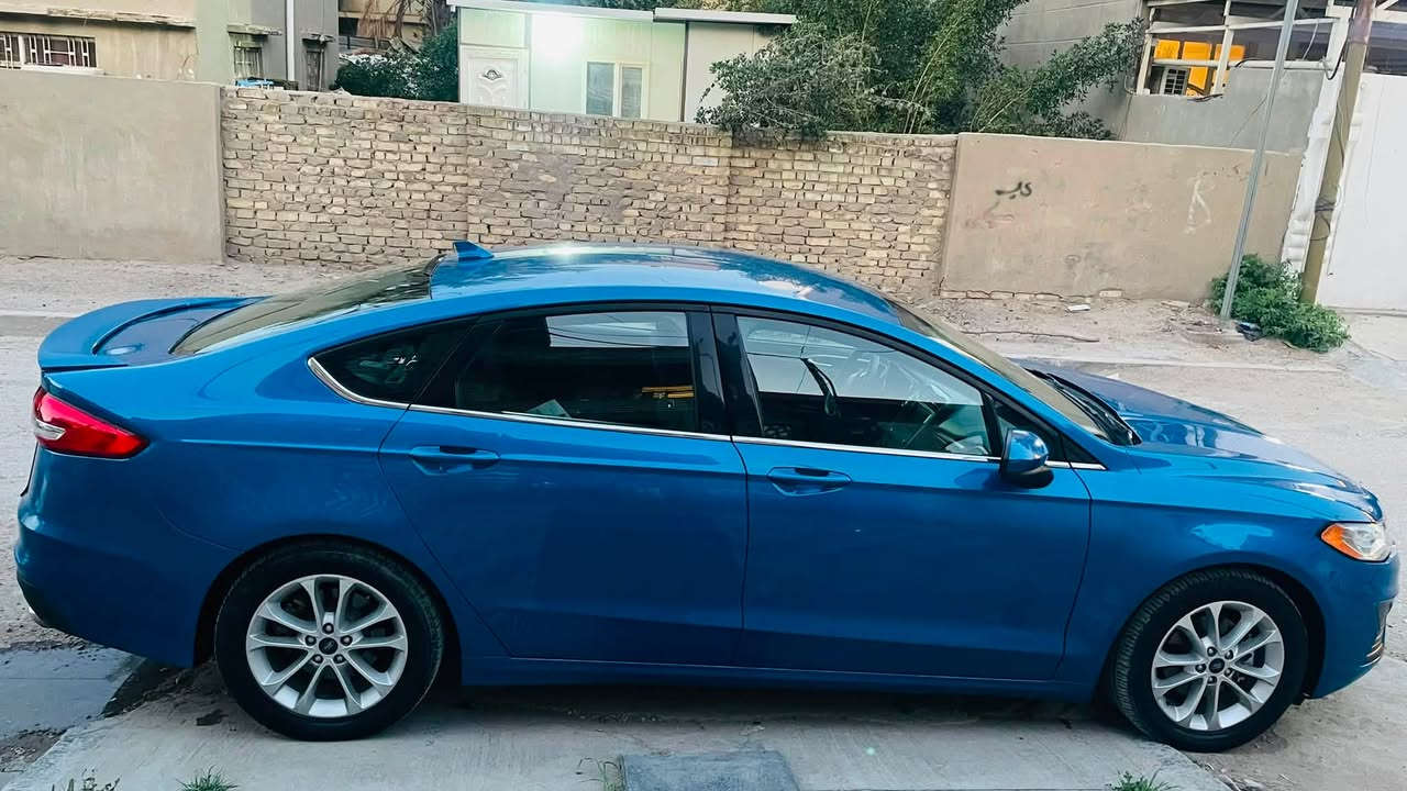 السلام عليكم للبيع ب11500$
***********
2020 بدون صبغ بدون ايرباك العداد 54 ميل
