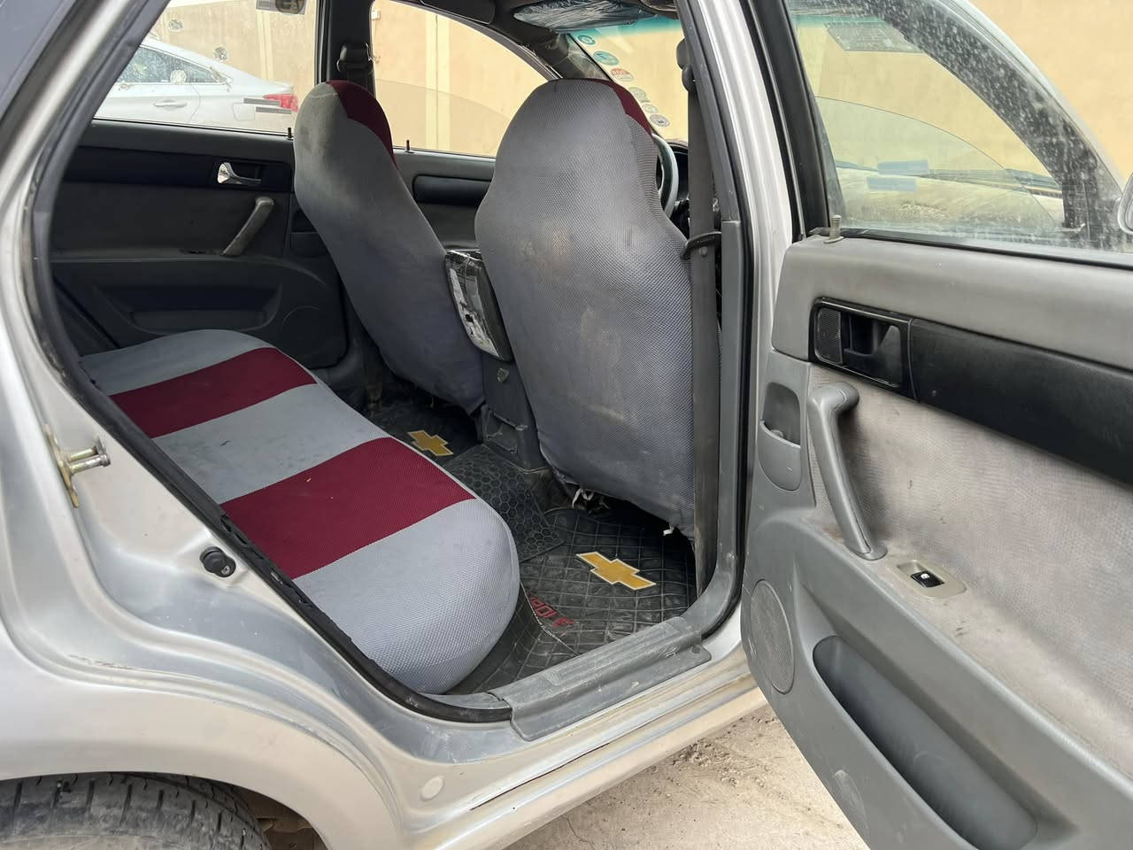 سلام عليكم 
اوبترا للبيع 
موديل 2006
كير ومحرك شرط 
صبغ احزام بدون دواخل 
تواير وصدر جدد 
السعر 65 وبيها مجال للطيبين 
الرقم ***********
