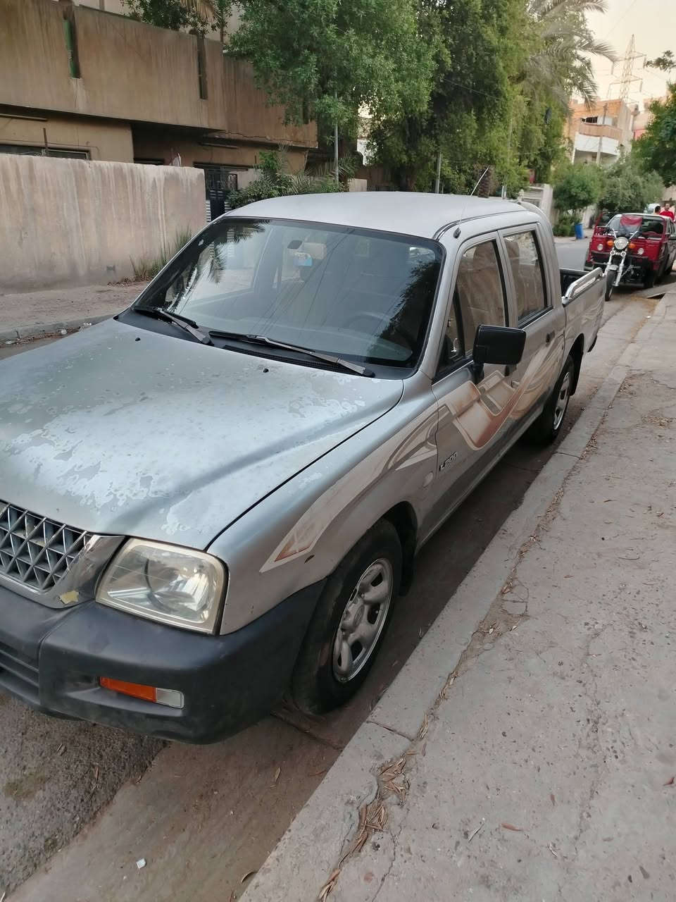 السلام عليكم بيكم مسيوبيشي2003 بانزين سيارة جاهزة مكينة كير تخم تاير صدر تبريد شغال المكان بغداد السعر 80 ورقة وبيهة مجال الرقم ***********
