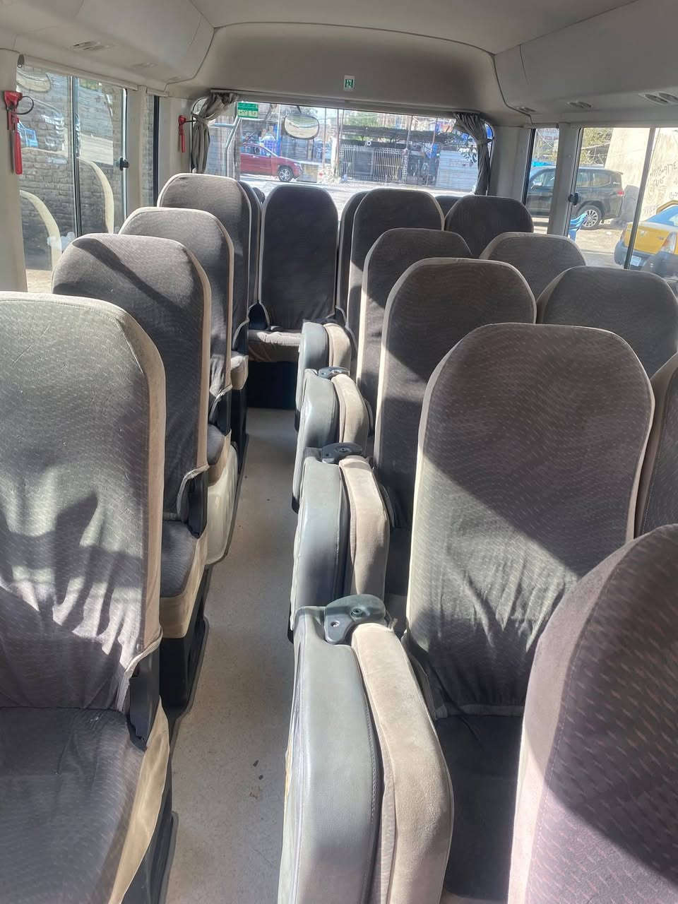 السلام عليكم 
كوستر 2021 للبيع 
البجم تبخير الكويت 
الصبغ كما موضح بالصور 
اي بي اس ملغي 
السياره جاهزه
السعر 510
العنوان بغداد مدينة الصدر 
***********
