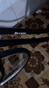 بايسكل للبيع  متروك فقط الجنايه يعرفون شني المتروك فقط الزنجار البي كلشي مابي نظيف مكاني كربلاء حي الغدير سعر 75 وبي مجال للطيبين رقمي بي واتساب ***********
