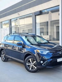 راف فور XLE • ٢٠١٨ • موصل الايسر