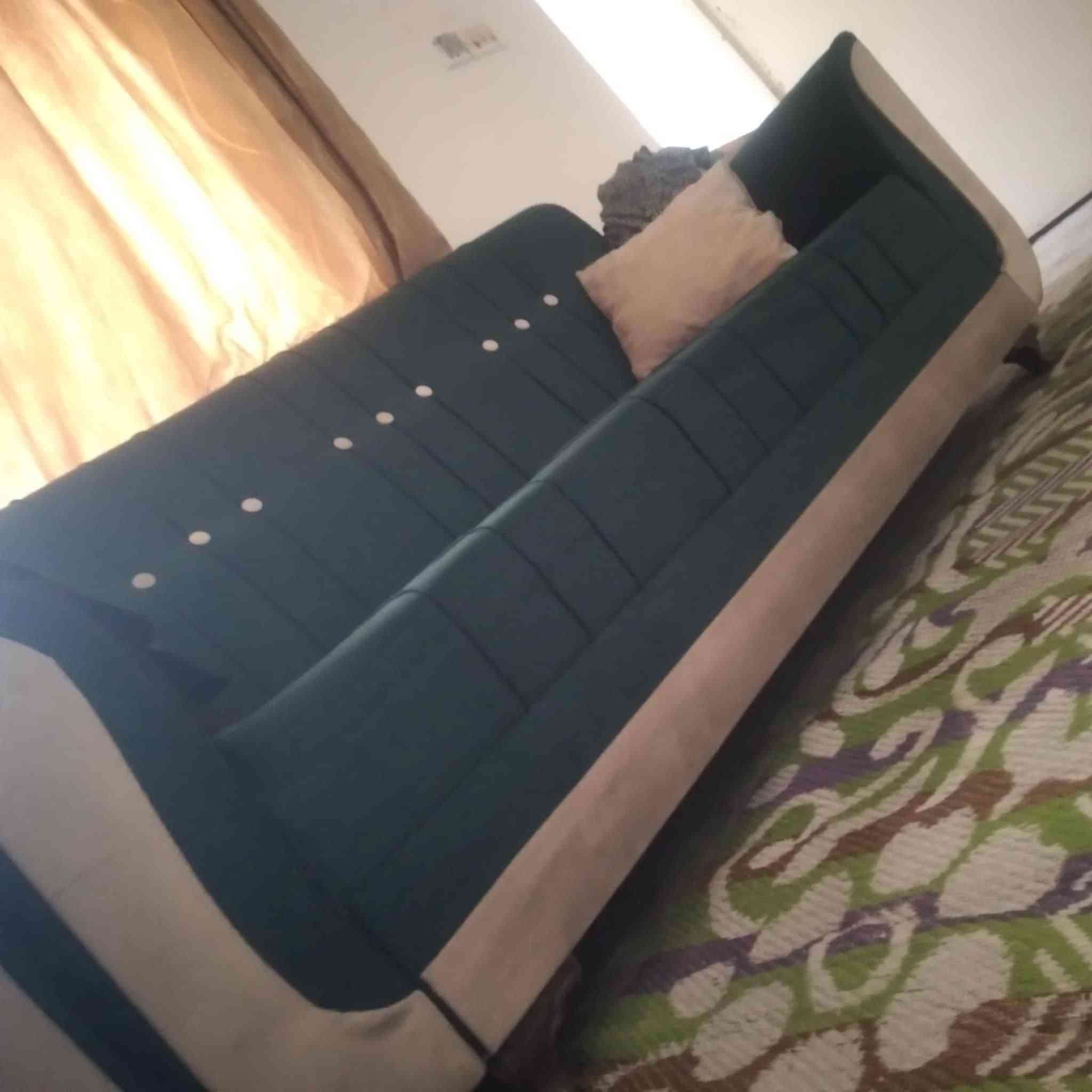 غراض للبيع


**إذا كنت صاحب هذا الإعلان وتريد حذفه لأي سبب، رجاءا أرسل رسالة إلى الدعم الفني**