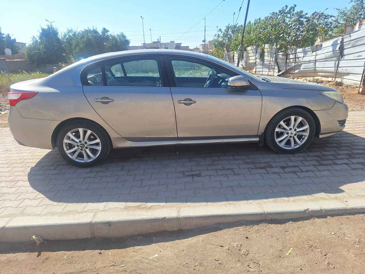 سلام عليكم سياره رينو سافران جاهزه رقم وسنويه جديده بسمي تحويل صوره سونار في المنشور سياره فول تحكمات بني رامه كشنات جلد كهربائيه بصمه سيارهوفول كير عادي مكينه ٢٠٠٠ مكفولات واي أستفسار هاذا رقميى*********** العنوان ميسان ام غربه
