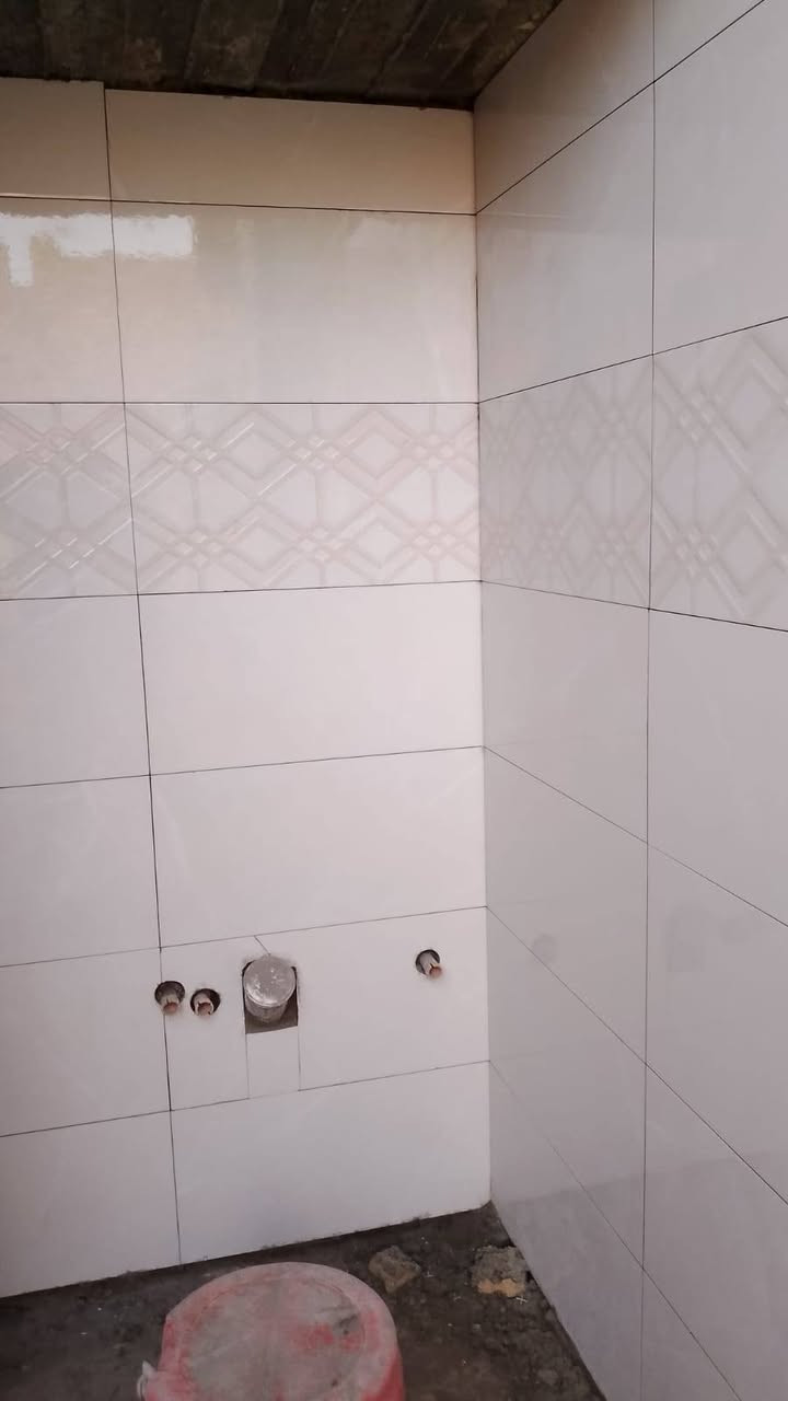 سلام عليكم خلفه سيراميك متفرق حالين فلوجه ***********

