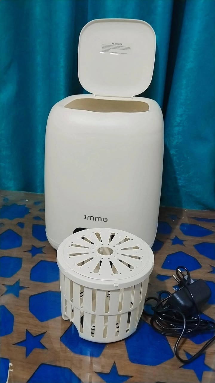 غساله شكل الحديث ٩ لتر 
٣٠ مع توصيل 
يوجد توصيل جميع محافظات


**إذا كنت صاحب هذا الإعلان وتريد حذفه لأي سبب، رجاءا أرسل رسالة إلى الدعم الفني**