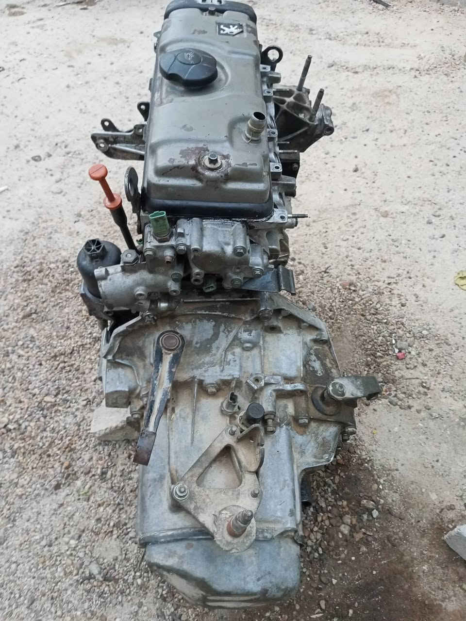 محرك 306 بيجو فرنسي Z06  مع كير ملاحضه عينه وصينه ما موجوده  المكان الحصوه بابل  مجاور مطعم الميزان ***********
