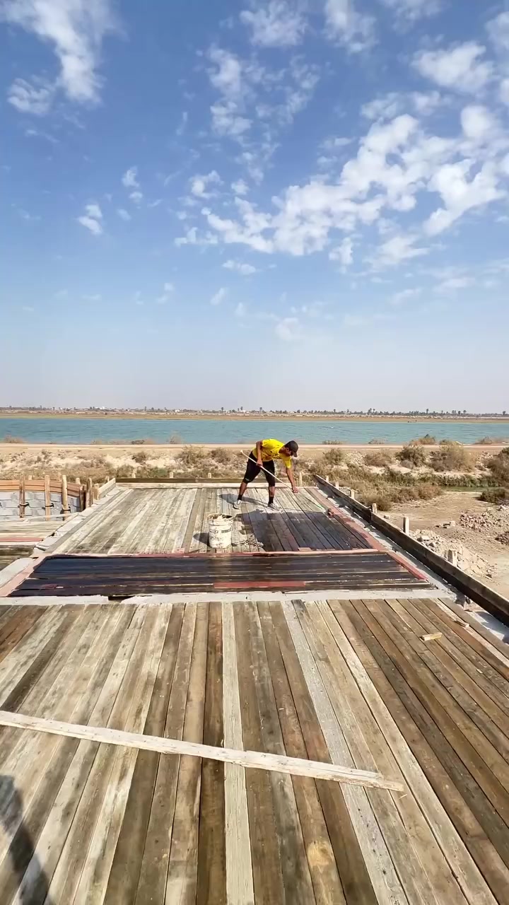 قالب صب للمنازل  
عمل حسب المواصفات واسعار مناسبة كافه اعمال الصب والبناء والتسليح والنجاره 
القرنه والمناطق المجاوره 
اسعار مناسبه وعمل سريع 
***********
