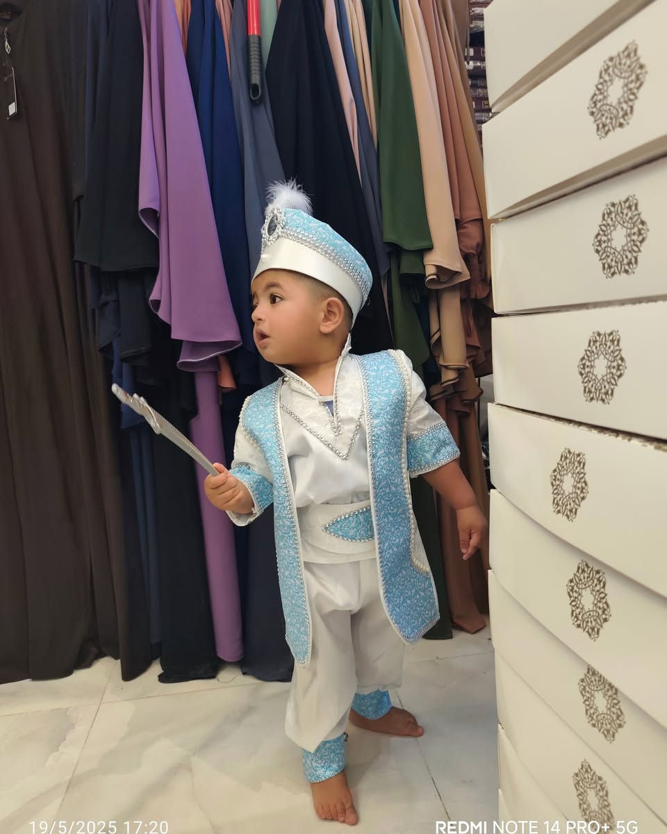 #كركوك #العراق🇮🇶 
زي طهور سلطاني و صول  موديلات جديده 
كل الوان ...قياس 1..2..3..4
5 سنوات
متوفر خدمة توصيل لباب بيتكم
للحجز او استفسار
*********** ع هذا رقم
