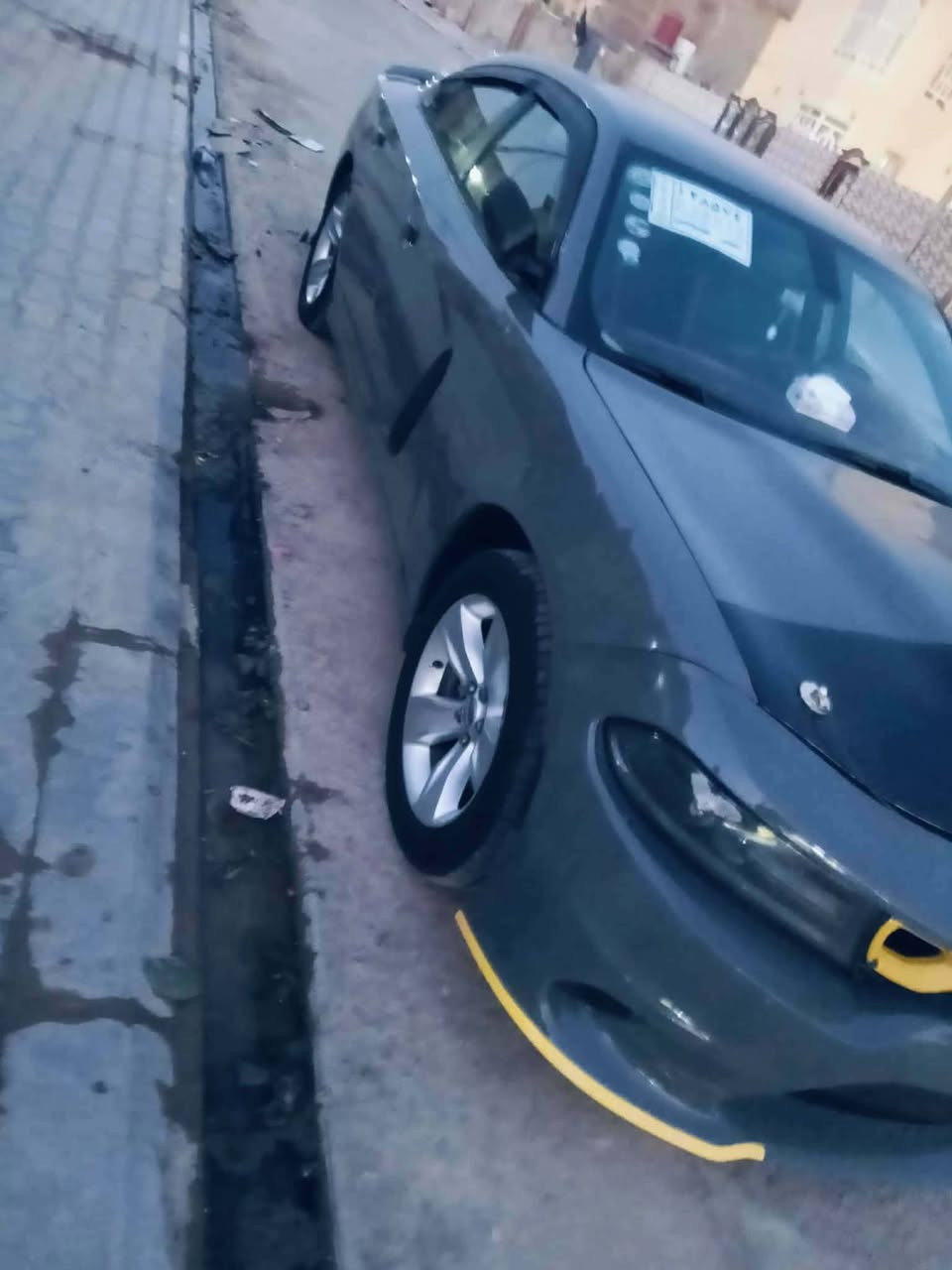 سلام عليكم اخوان جاجر 2017 لبيع خليجيه لونه سمنتي مكفوله كفاله عامه لسعر 200 وبيه مجال الطيبين نتصال عله هاذه لرقم ***********
