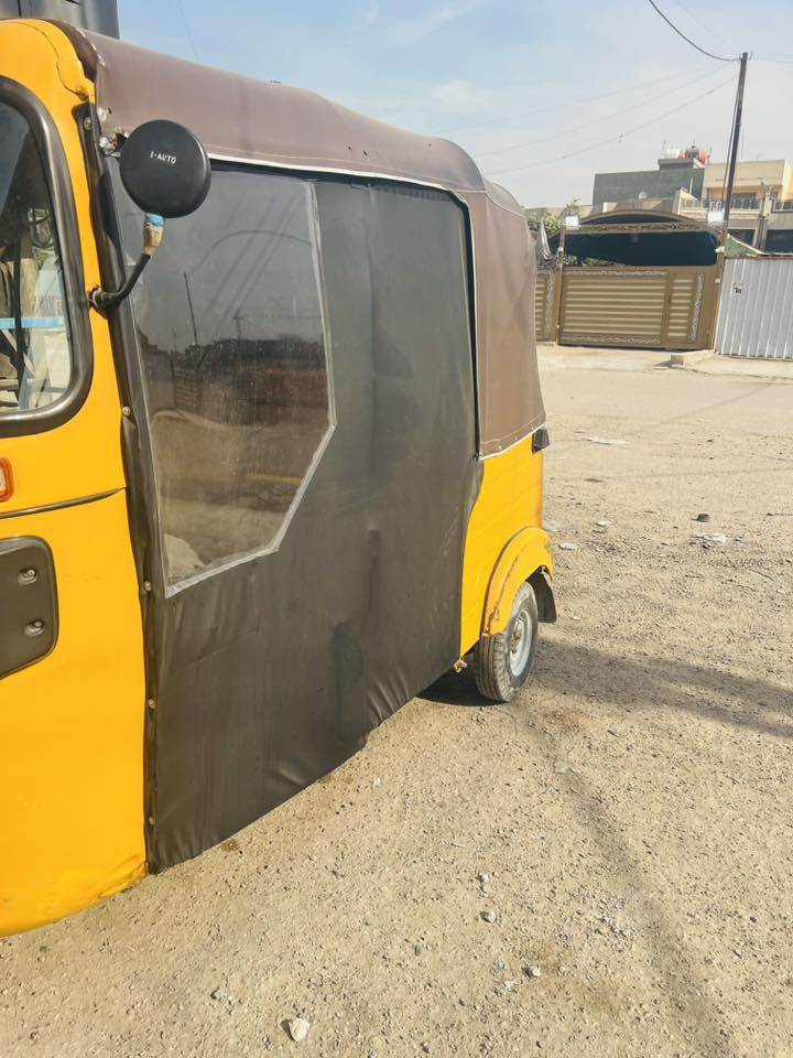 لام عليكم تكتك البيع مديل 2030 شهر 10 رقم وسنويه تحويل ثاني يوم تكتك خير من الله عوزه ترتيب بيع عله حطته مكاني بغداد حي نصر ما توجد عل فيس ***********
