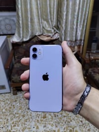 ايفون 11 ١٢٨ • بطاريه ١٠٠ • دبل سيم