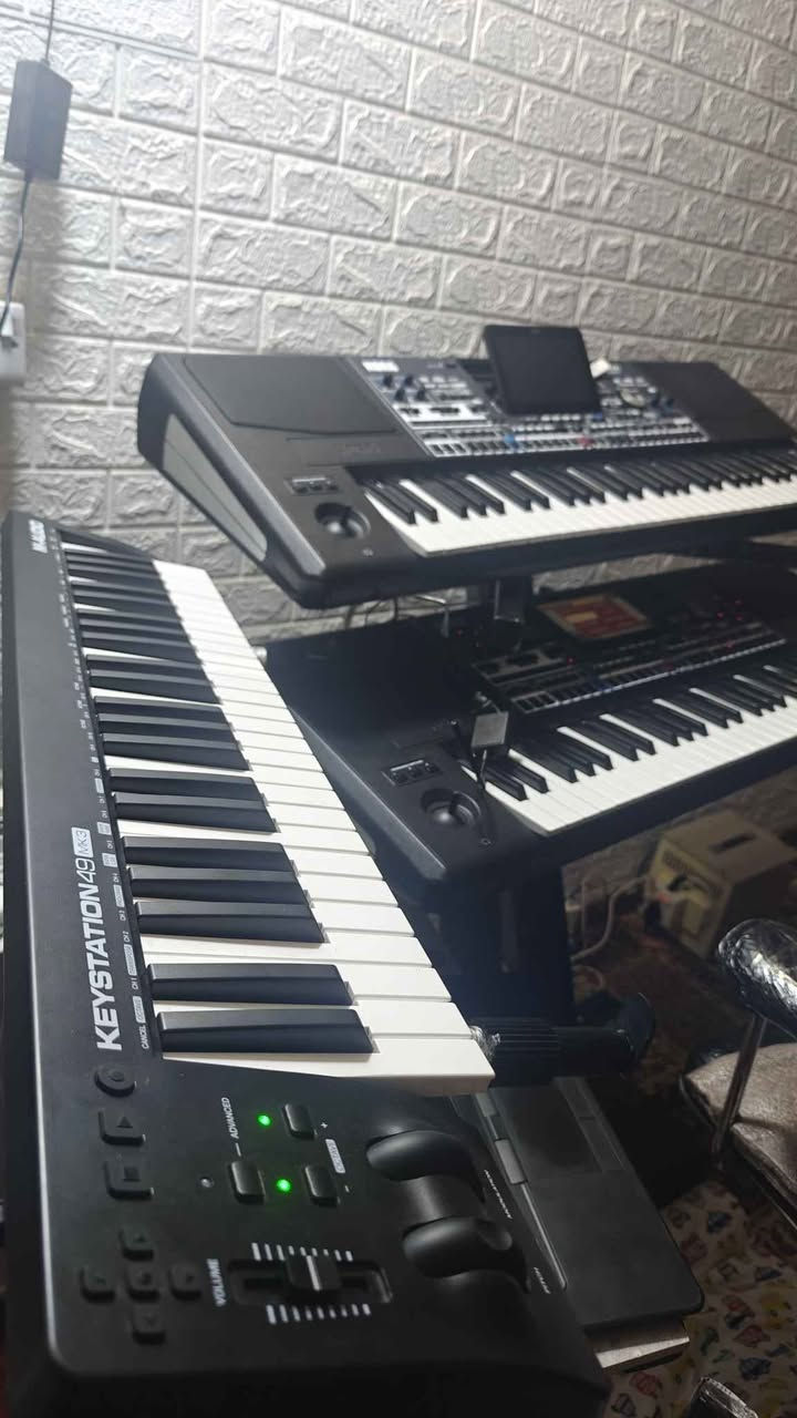 ئەم جۆرە لەگەڵ نۆرماڵ فەرقی زۆرە ئەتوانن سێرچی بۆ بکەن ئۆرگەکە لە ناو پاکەتایە هەموو ئەشیایەکی شەریکەی لەگەڵە حساب کە بە لۆکی ئەیکڕی بە نرخی دەستی دوو کامل ڤێرشن و ساوندی v3 و ئیقاعی شەریکەی میوزیک گێڕی لەسەر دابەزیوە جگە لەوە خۆشت ئەتوانی سێتی کوردی بخەیتە سەر ئیشی دوو ئۆرگت بۆ ئەکات سێتێکی زۆر تایبەتی لەگەڵە لە سلێمانیم السليمانية, العراق


**إذا كنت صاحب هذا الإعلان وتريد حذفه لأي سبب، رجاءا أرسل رسالة إلى الدعم الفني**