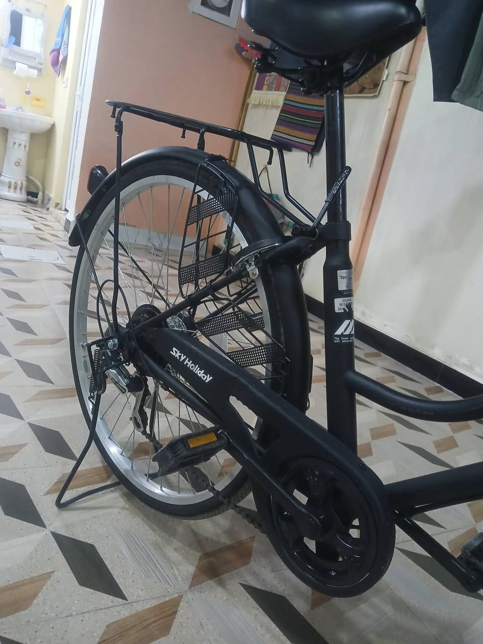 للبيع بايسكل كلش جديد حساس بداله لايت كله شغال للإستفسار على الرقم ***********
