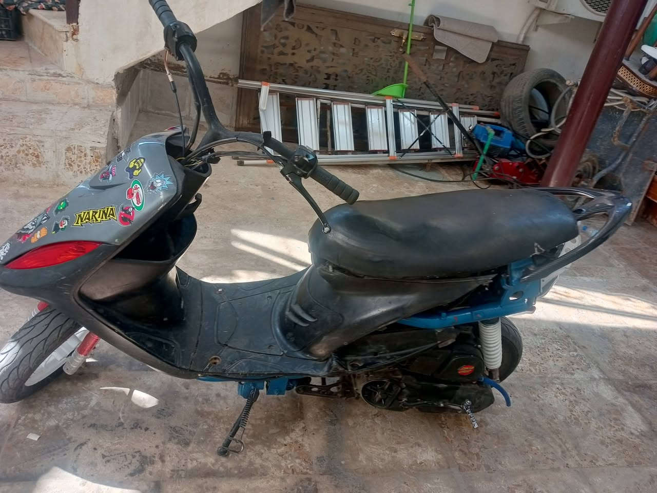 السلام عليكم ماكس عدله مزوده مال لعب شلعه ومعدل محرك جديد شاده ماشه رياضي جديده دبل خلفي جديد شاده تخم تاير جديد عنبار جديد نقص بس باتري دراجه مال لعب مكاني زعفرانيه ‏‪***********‬‏ وتساب فقط وخاص مفتوح
