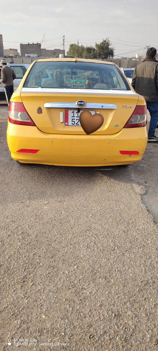 BYD f32012 كير مكينه جدد مكينه شادها مال لانسر ياباني  صار شهر تبريد ثلج بسمي مشروع وطني سنويه ساقطه صارلها شهرين التجديد والهزه علمشتري وغرامات 200الف عليها فقط عليه ذني خط وبحث الي يجي ابيعله كير ومكينه والباقي كوم حديد ومابيها حادث ابد خاف واحد يجي يكلي ليش تبيع كوم حديد هذا الي موجود مكان بغداد الرصافه قرب الجسر الفرنسي غير متواجد علفيس اتصال *********** بي واتساب سعر 50 وبيها مجال بسيط
