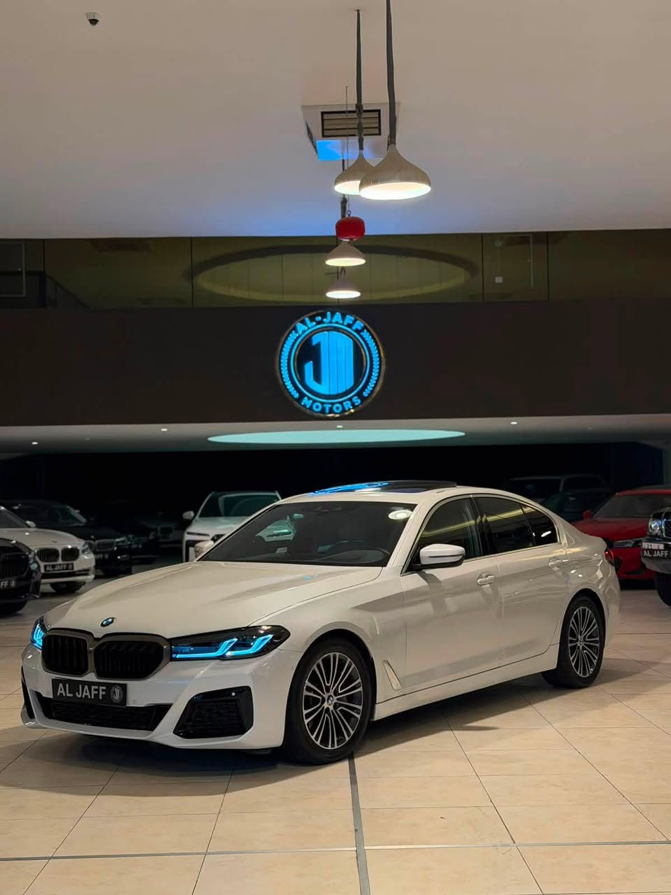 السلام عليكم 
للبيع فقط  BMW 540i موديل 2020 ماشية 30 الف ميل فقط

فول مواصفات ( فتحة وكامرات 360 درجه ورادارات وداتا شو وحساسات ووضعيات قياده متعدده وكشنات جلد وخزن وتدفئة وبصمات وصندوك كهرباء وبعد هوايه مواصفات)
🚨مغلف ppf بالكامل 
🚨السياره وارد امريكي بيها جاملغ ونص بنيد صبغ بدون دواخل وگير ومكينه وحداديه كلها بشرط 
🚨السياره مرقمه سليمانيه وجاهزه
السعر : 298 $ورقه 
للاستفسار: *********** كاوه جمال 
او واتساب نفس الرقم 
العنوان : السليمانية المعارض الجديده معرض (الجاف)
