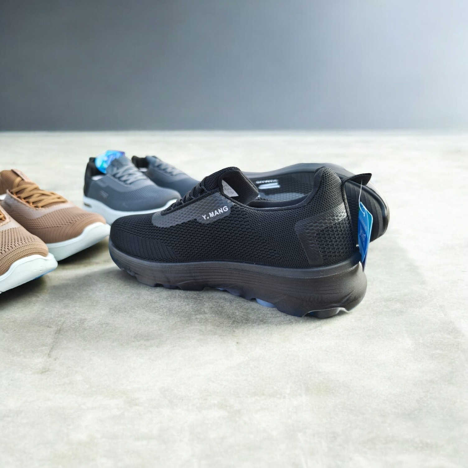 🔥 عرض قوي ولمدة يومين فقط 🔥
                ✅قياسات خاصه ✅ 
موديل سكجرز الجديد  أنيق وخفيف جداً
مريح للمشي والاستخدام اليومي
قياسات خاصة المتوفرة:
44 – 45 – 46 – 47
💰 السعر المفاجأة: 21 ألف فقط
🚚 التوصيل متوفر لكافة المحافظات
الكمية محدودة…
اللي يحتاج قياسه يراسل الصفحة قبل ما يخلص الموديل.
 #قياسات_خاصة #قياسات_كبيره #احذيه #بغدادي #اكسبلور_explore


**إذا كنت صاحب هذا الإعلان وتريد حذفه لأي سبب، رجاءا أرسل رسالة إلى الدعم الفني**