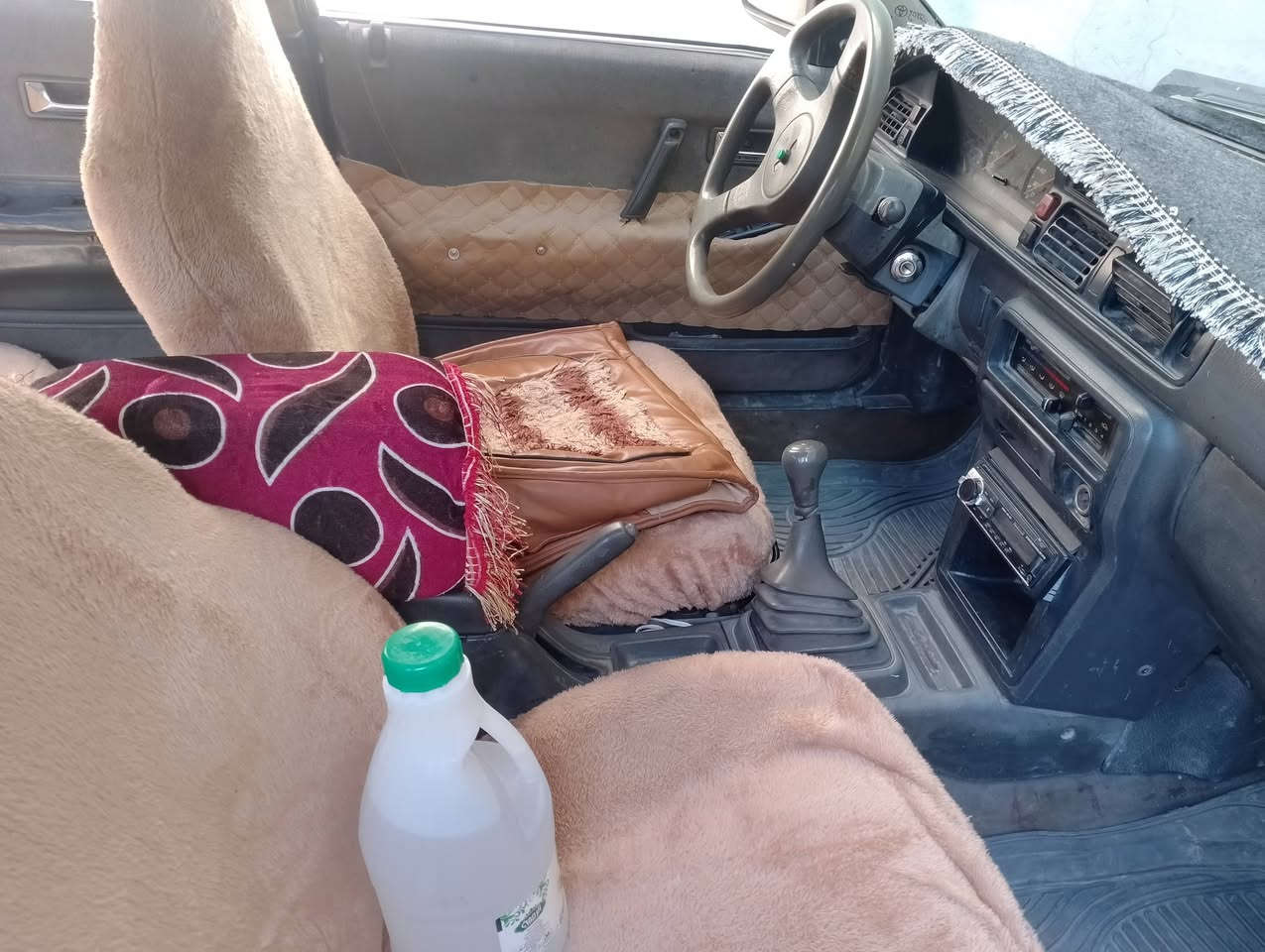 مازدا بۆ فرۆشتن لە کەلار مۆدێل١٩٩١ مەکینەی تازە گۆڕاوە مەکینە٨وبەخە تەبرید-سلایدـ نرخی ٢٥وەرەقەو مەجالێکی کەم ڕەقەم تەلەفۆن ***********
