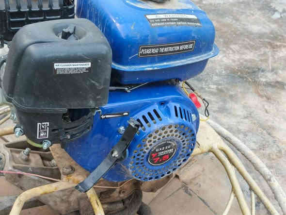 سلام عليكم عندي هاي كوبتر جديد تجي تفحص مكينه مالتها بعدها بلايلون الله شاهد كلشي مابيها سعر 300مستعجال ع بيعتها وبيها مجال هاذا رقم التصال ***********
