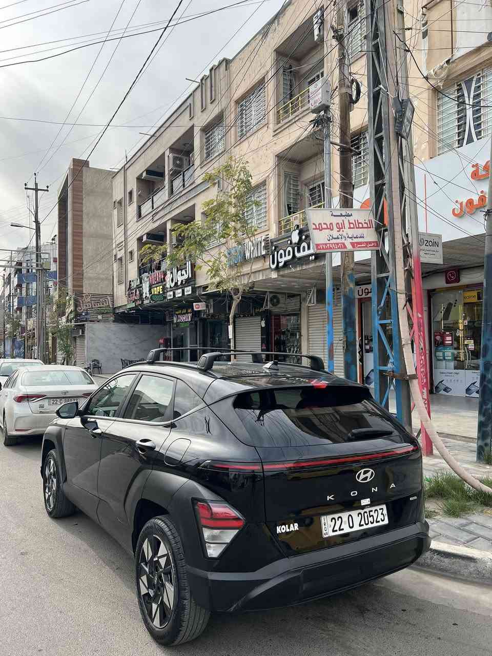 هونداي كونا 2024 للبيع
ماشيه  25 رقم اربيل تحويل او وكاله بنفس اليوم
السعر167$ وبيها مجال

🟢مواصفات
🟢 محرك 2000 دوش
🟢 بصمه تشغيل + تشغيل عن بعد
🟢 هند بريك بصمه 
🟢 شاشه دجتل متصل
🟢 كامرة خلفية دوارة ثلاث وضعيات
🟢 كشن السائق كهرباء دواخل اوف وايت
گير تعليگ 8 نمر
🟢 رادارات اماميه وخلفيه وجانبية 360°
🟢 تحديد مسار  وتحذير عند خروج عن الخطوط+ توقف ذاتي عن الاقتراب 
🟢  انضمه قياده درايف مود
تدفئه كشنات
شفتات ستيرن
🟢  اوتو هولد + نضام صعود منحدرات 
🟢 نقطة عمياء +اشاير بالمري 
🟢 تبريد بيانو مناخي منفصل قطعتين امامي وخلفي
🟢 شاحن واير ليس وتايب سي
🟢 فول تحكم ستيرن 
🟢 اوامر صوتية
🟢ويل كب كروم حجم 18 
🟢استيرن رجاج عند الاقتراب من سياره

(الضرر الدعاميه  الامامي فقط مبدله) مكفوله من الصبغ والتبديل والدواخل سيارة جديدة استخدم شخصي
مكاني بغداد الكرخ
للأستفسار ***********
