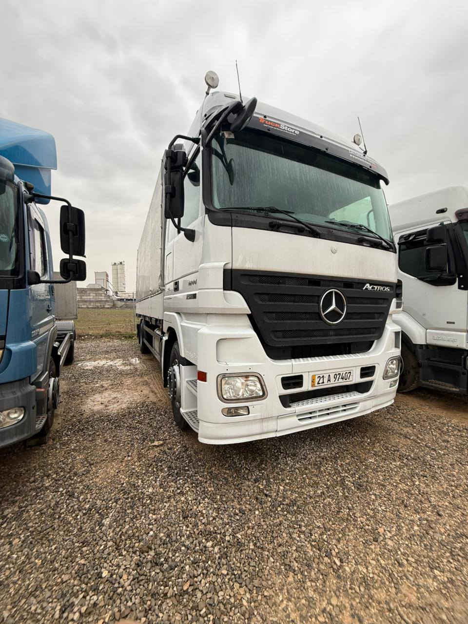 السلام عليكم سياره اكتروز 2007 دمعه ميكه سبيس قماره عاليه  سياره جديد تك مو سحال ماشيه 600 km رقم وهزه جديده مكاني بابل سعره 350 رقمي ***********
